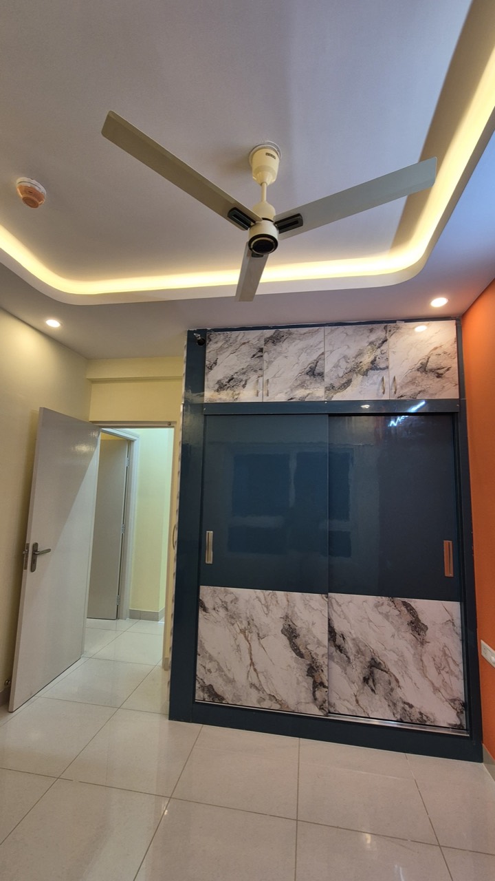 Sattva Opus sliding wardrobe with ceiling lighting